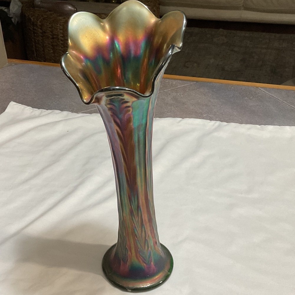 Fenton Iridescent Rainbow Vase